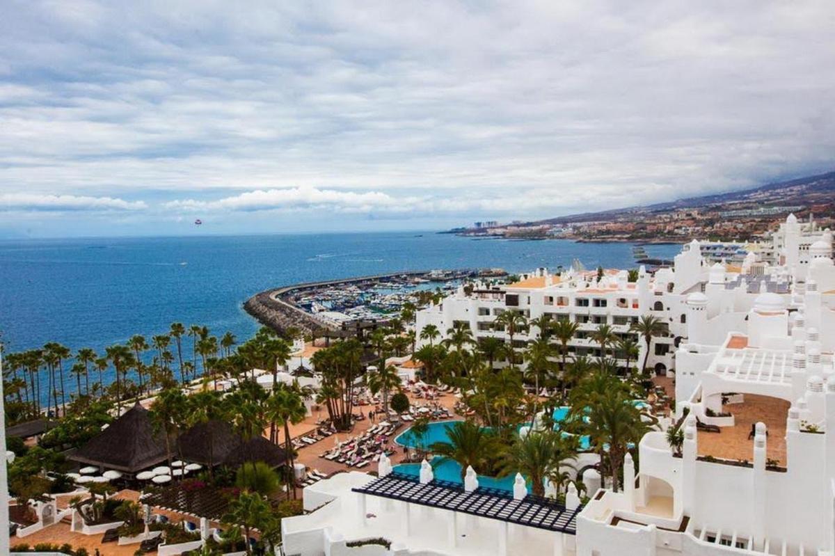 Cozy Apartment In The Center Of Costa Adeje On The 1St Coastline Zewnętrze zdjęcie